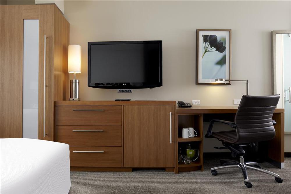 Hyatt Place Charlottesville Oda fotoğraf